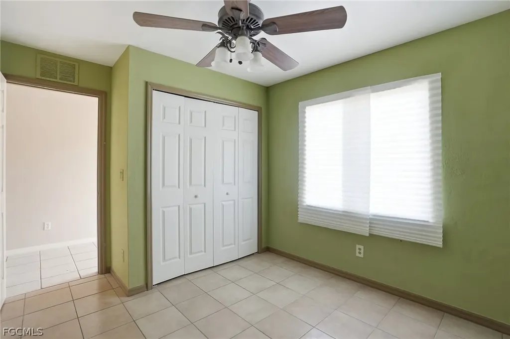 5234/5234 30th Street SW Lehigh Acres FL 33973