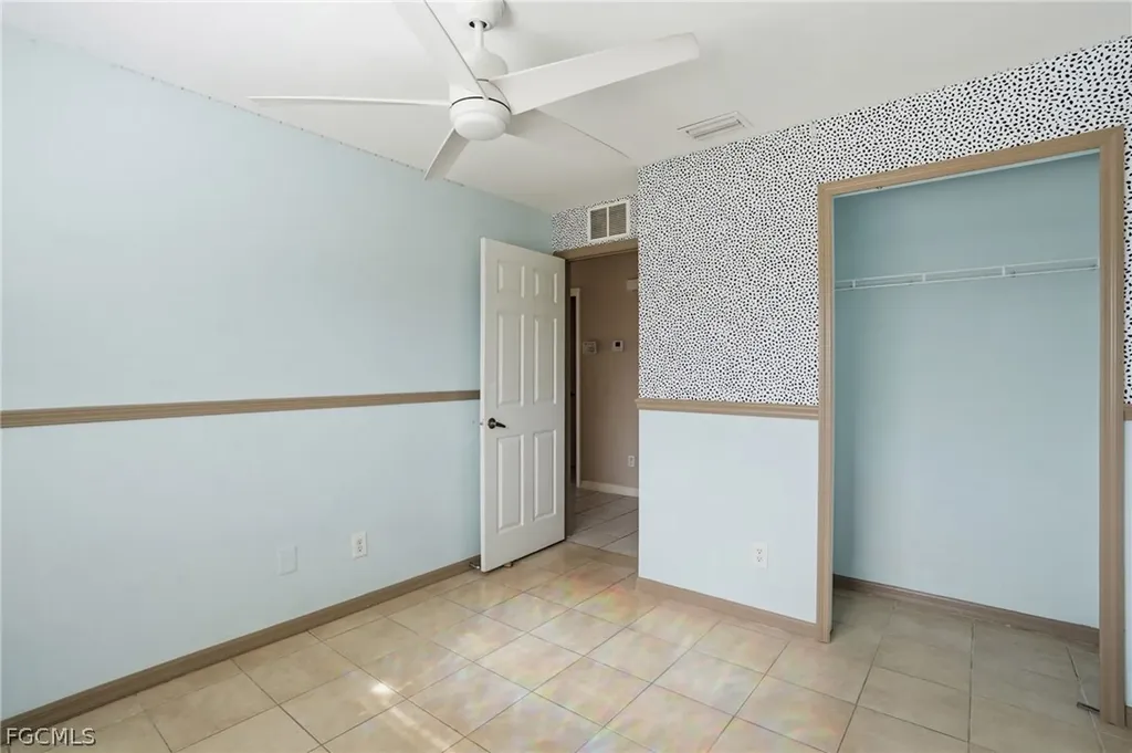 5234/5234 30th Street SW Lehigh Acres FL 33973