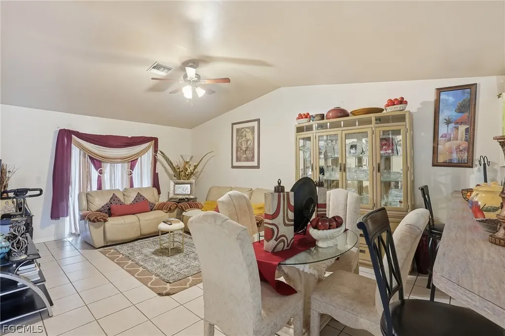 5234/5234 30th Street SW Lehigh Acres FL 33973