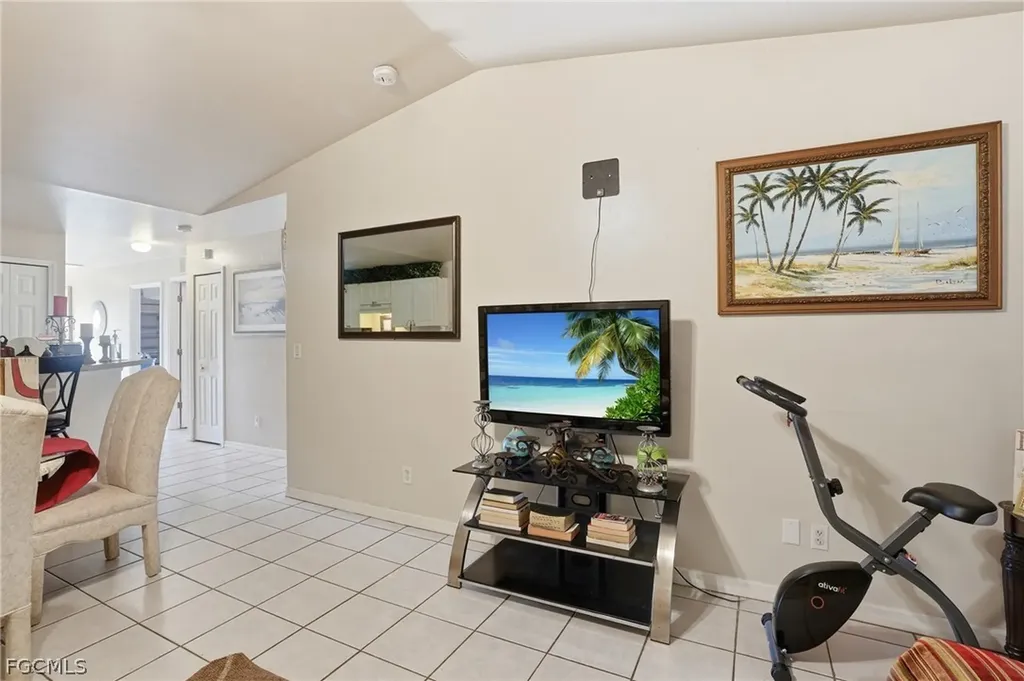 5234/5234 30th Street SW Lehigh Acres FL 33973