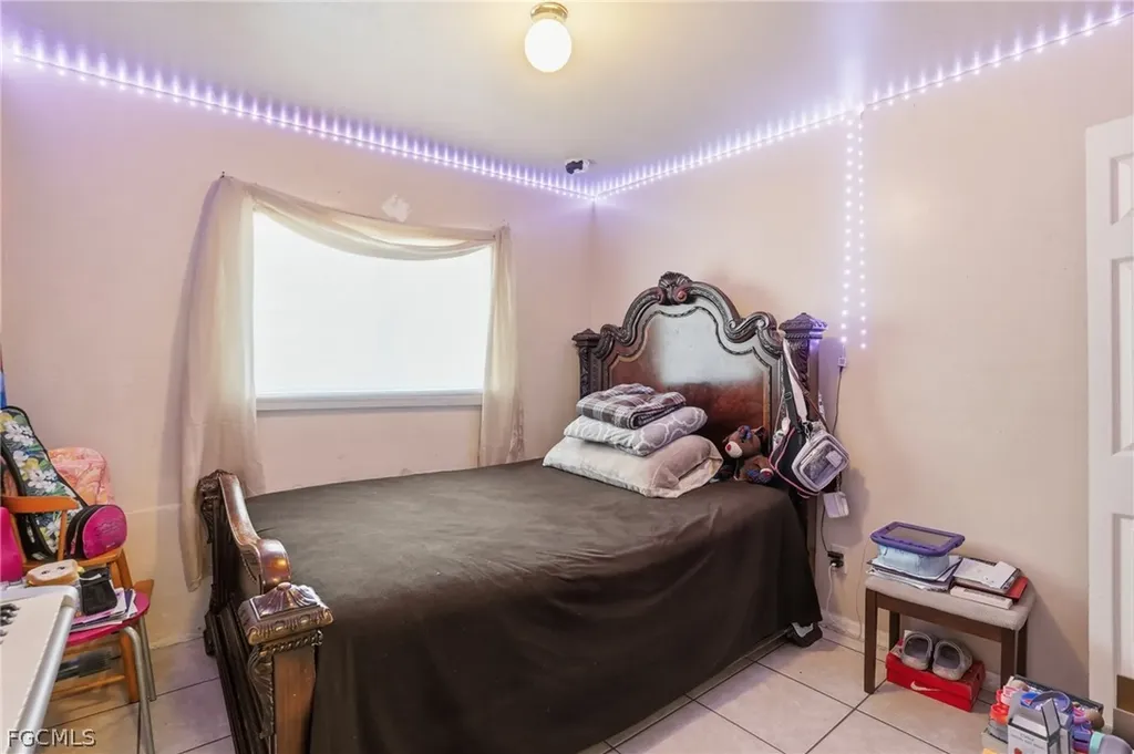 5234/5234 30th Street SW Lehigh Acres FL 33973