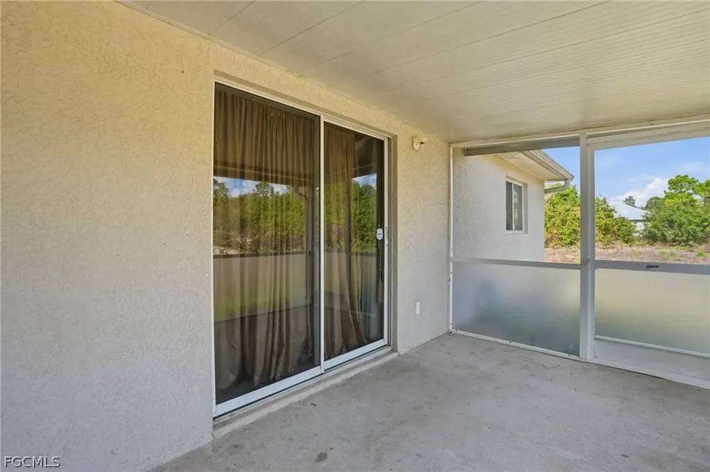 5234/5234 30th Street SW Lehigh Acres FL 33973