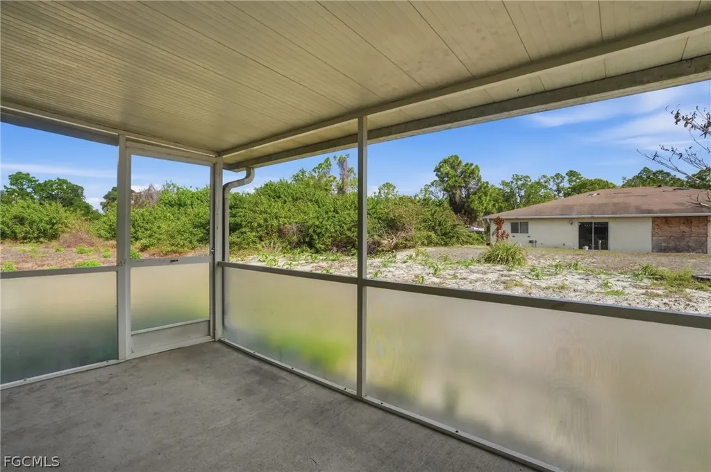 5234/5234 30th Street SW Lehigh Acres FL 33973