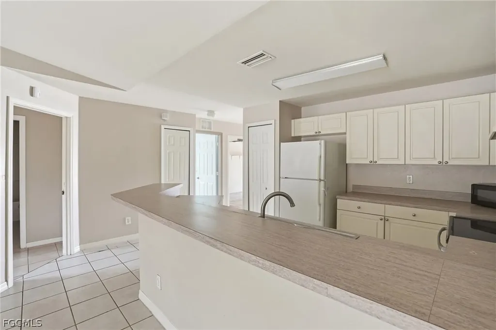 5234/5234 30th Street SW Lehigh Acres FL 33973