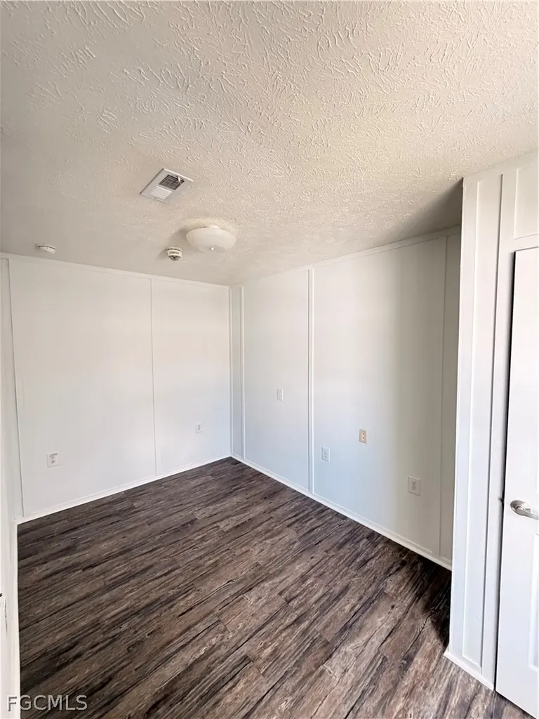 827 Peaceful Drive North Fort Myers FL 33917