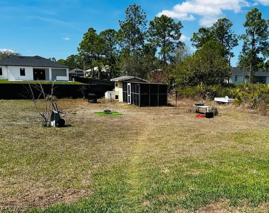 1105 James Avenue Lehigh Acres FL 33936