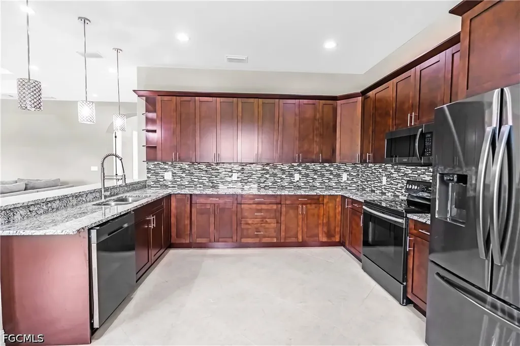 1105 James Avenue Lehigh Acres FL 33936