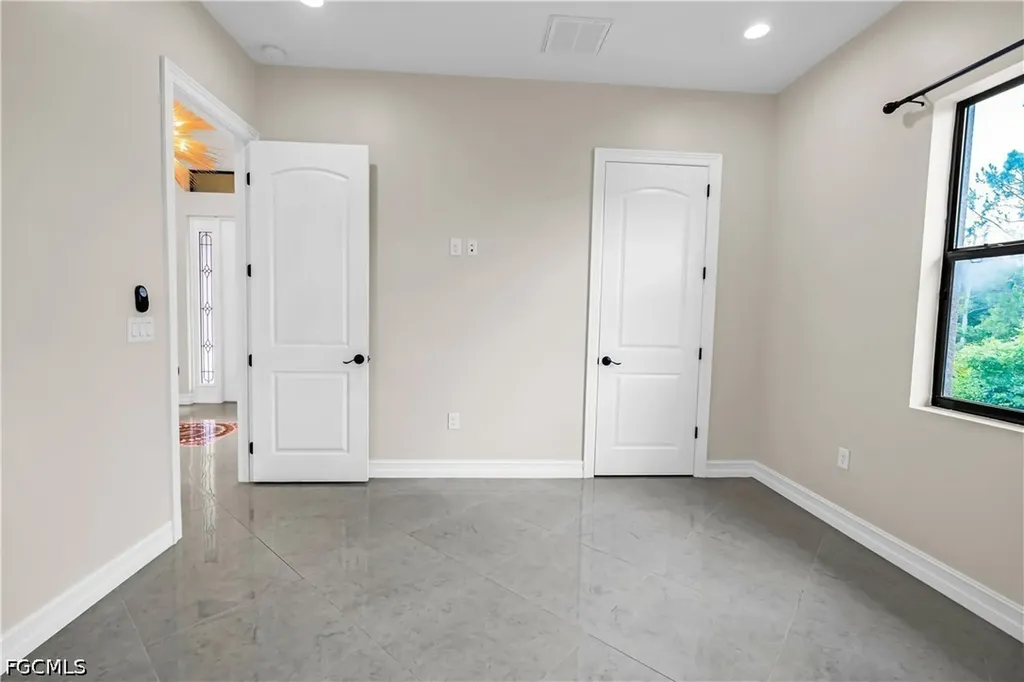 1105 James Avenue Lehigh Acres FL 33936