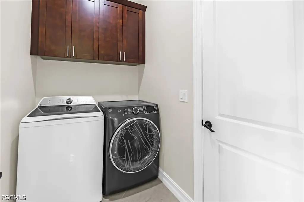 1105 James Avenue Lehigh Acres FL 33936