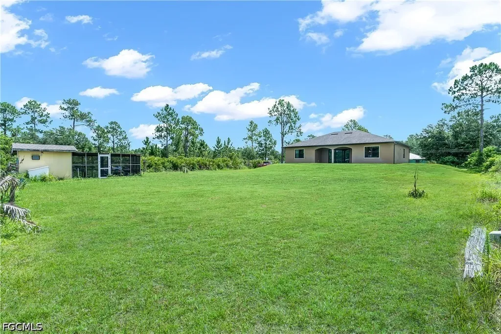 1105 James Avenue Lehigh Acres FL 33936
