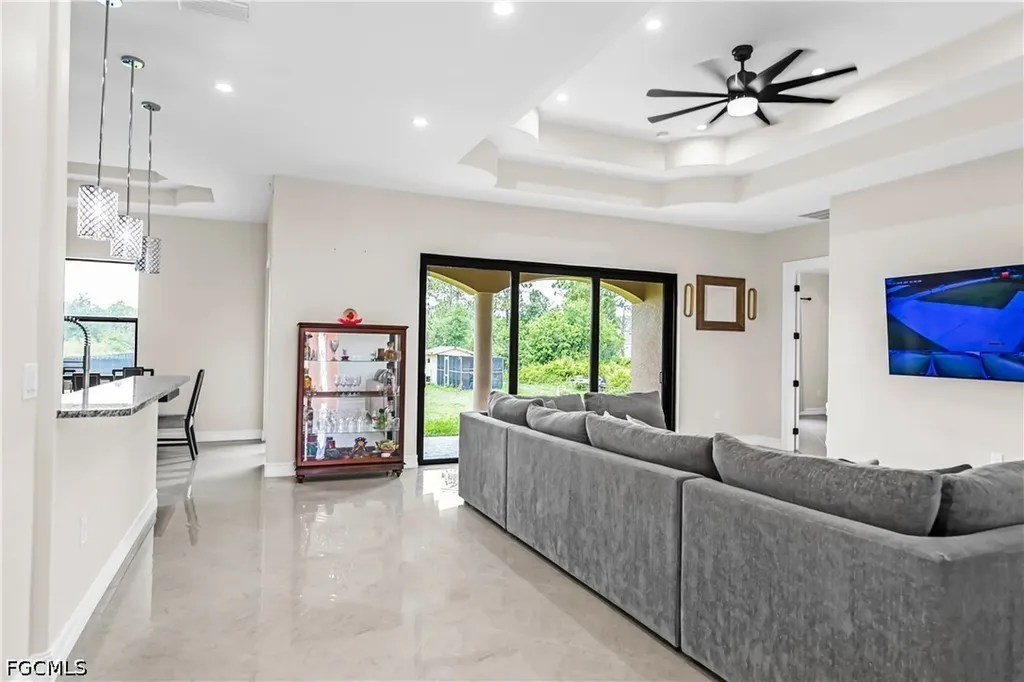 1105 James Avenue Lehigh Acres FL 33936
