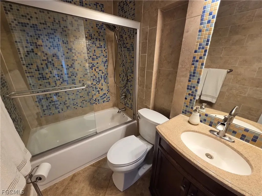 1050 NW 33rd Place Cape Coral FL 33993
