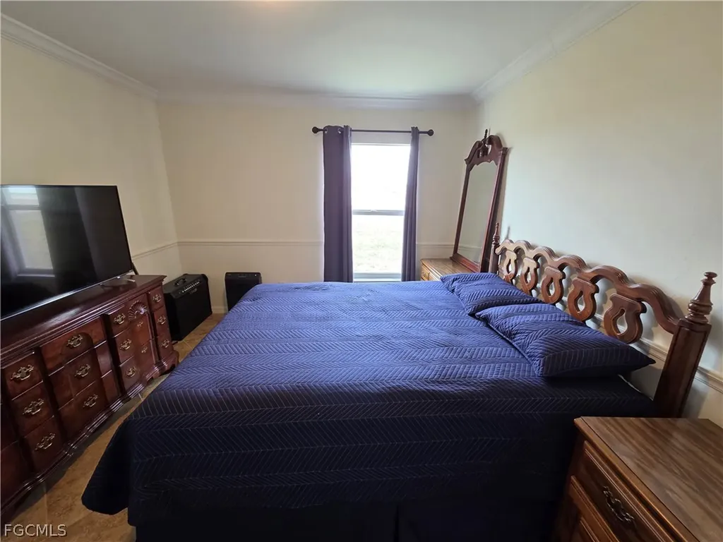 1050 NW 33rd Place Cape Coral FL 33993