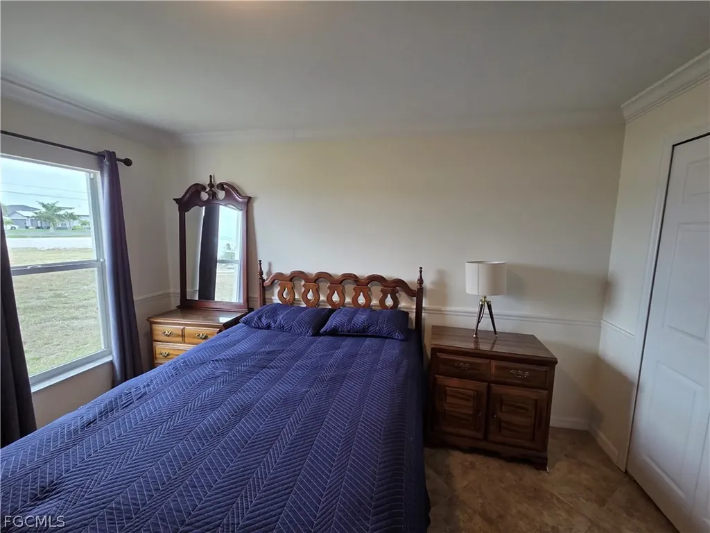 1050 NW 33rd Place Cape Coral FL 33993