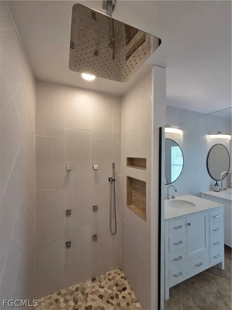 1050 NW 33rd Place Cape Coral FL 33993