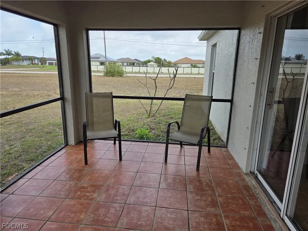 1050 NW 33rd Place Cape Coral FL 33993
