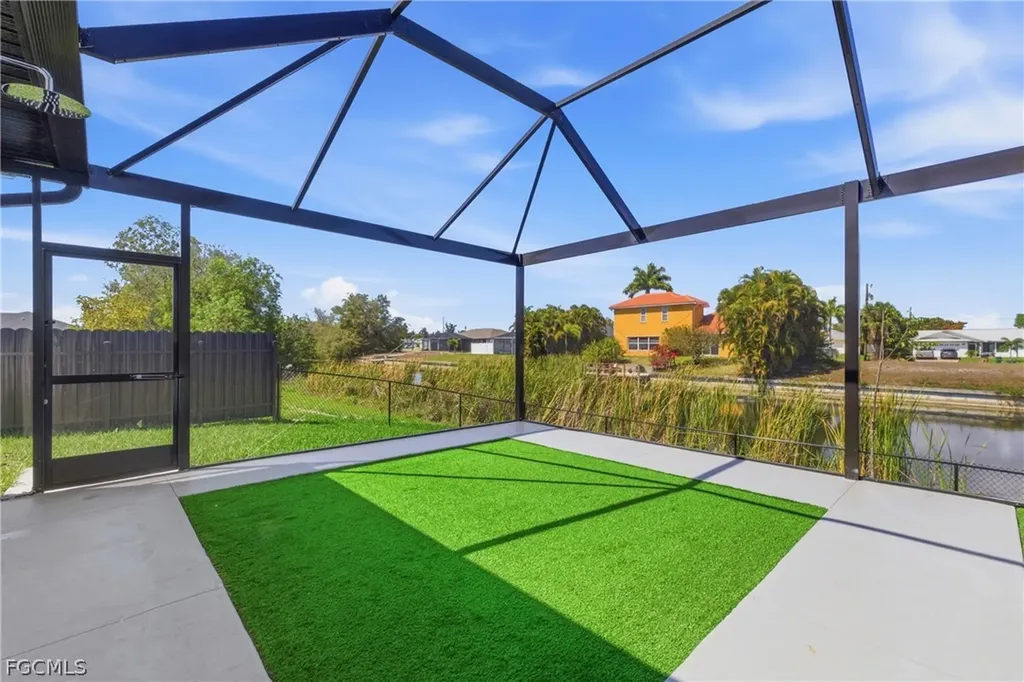 1301 SW 13th Street Cape Coral FL 33991