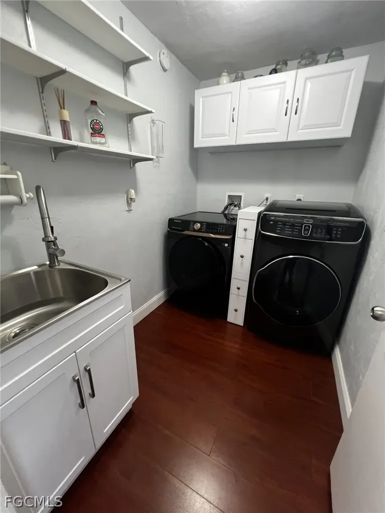 3410 SE 11th Place Cape Coral FL 33904