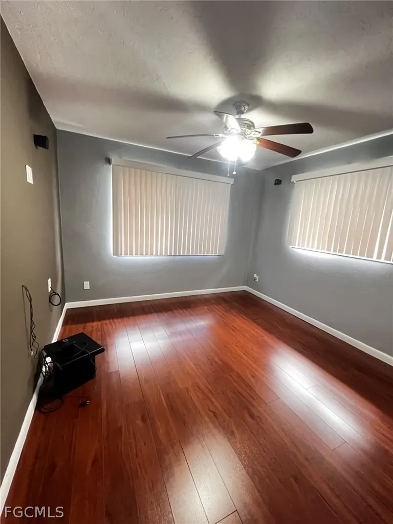 3410 SE 11th Place Cape Coral FL 33904