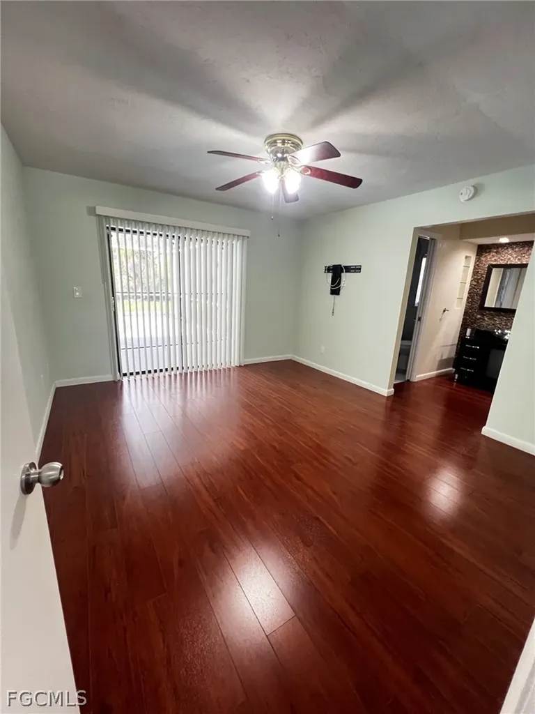 3410 SE 11th Place Cape Coral FL 33904