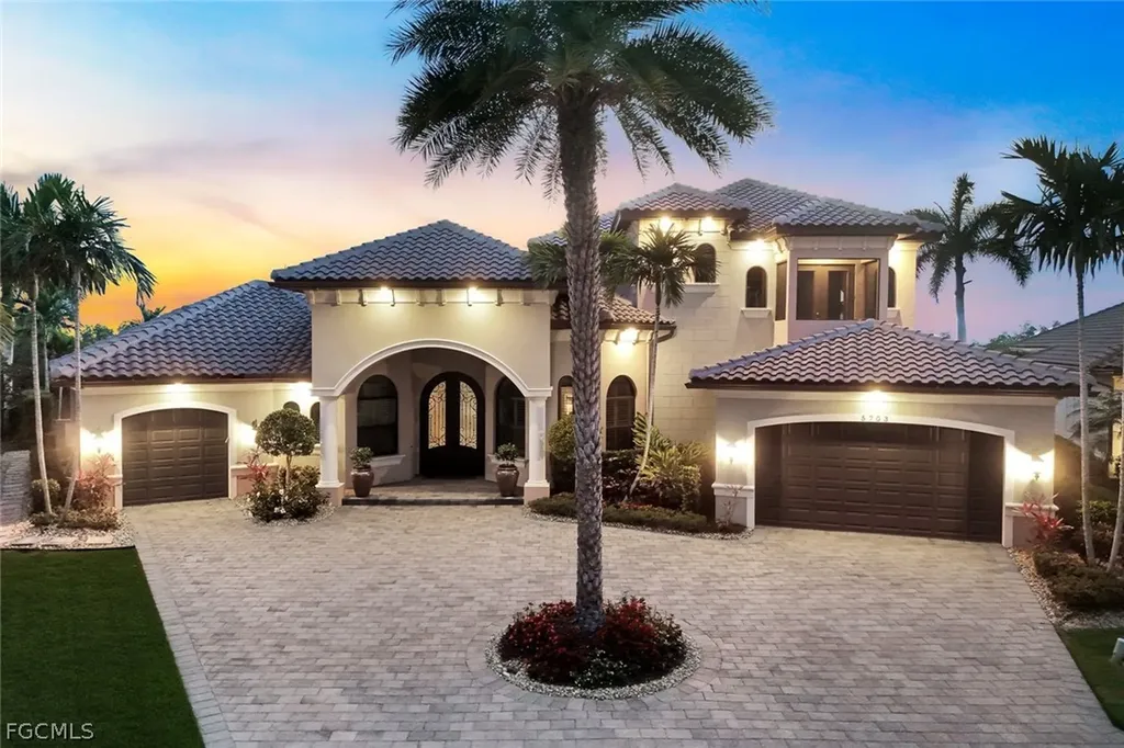 5703 Yardarm Court Cape Coral FL 33914