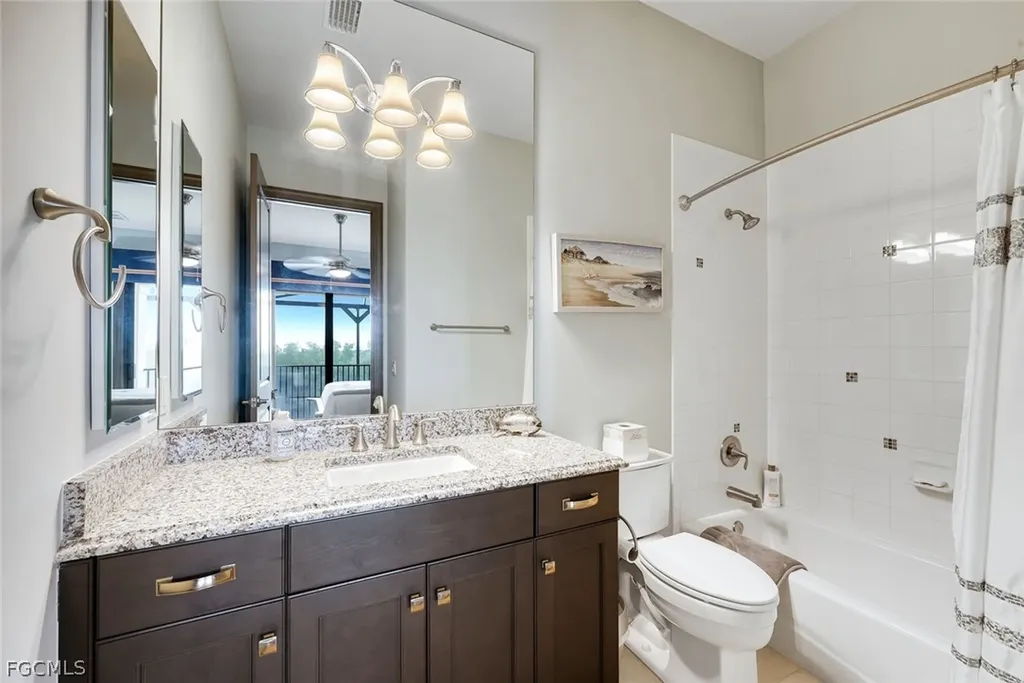 5703 Yardarm Court Cape Coral FL 33914