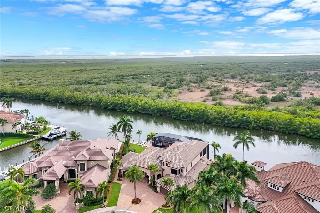 5703 Yardarm Court Cape Coral FL 33914