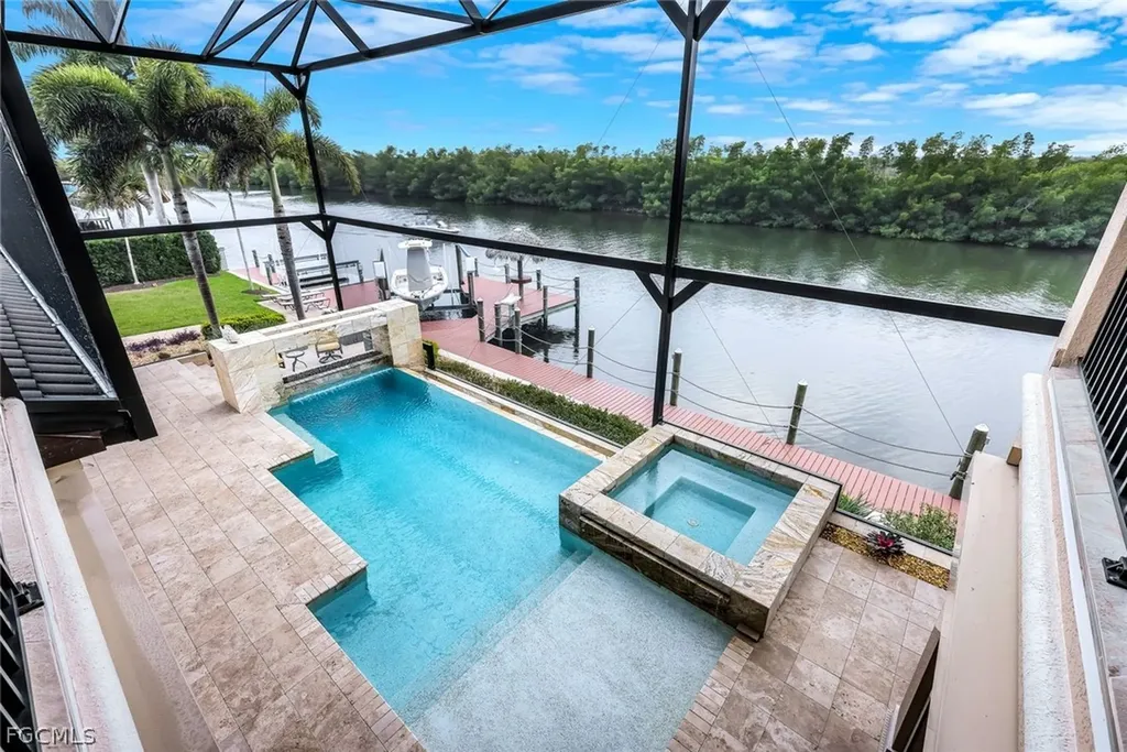 5703 Yardarm Court Cape Coral FL 33914