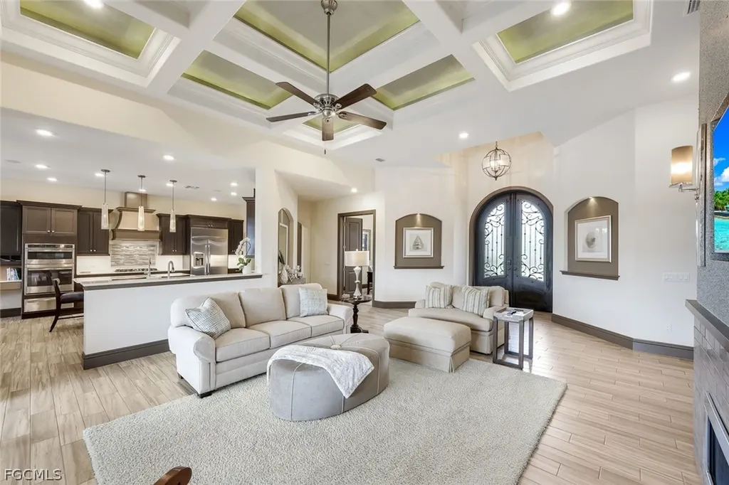 5703 Yardarm Court Cape Coral FL 33914