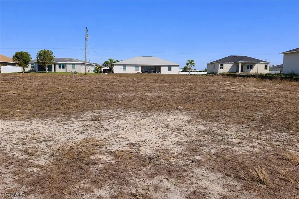 929 Nelson Road N Cape Coral FL 33993