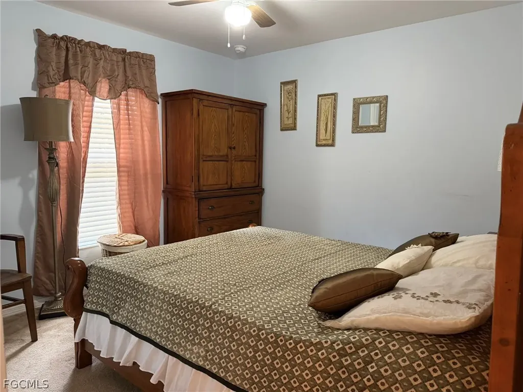 3732 NE 12th Place Cape Coral FL 33909