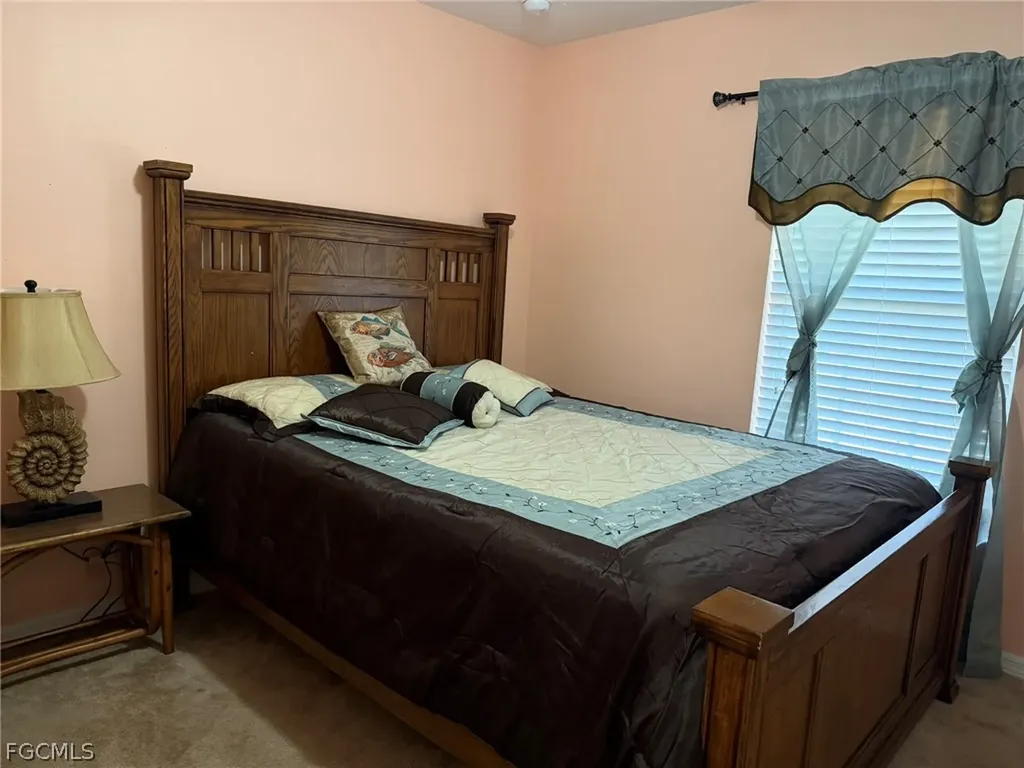 3732 NE 12th Place Cape Coral FL 33909