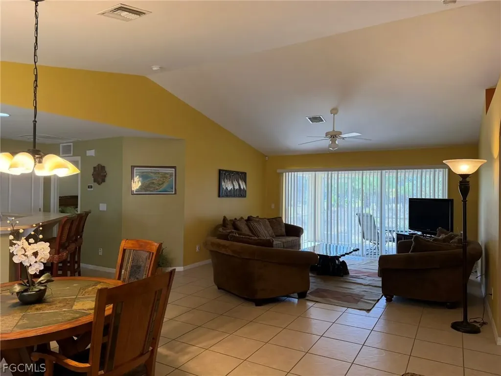 3732 NE 12th Place Cape Coral FL 33909