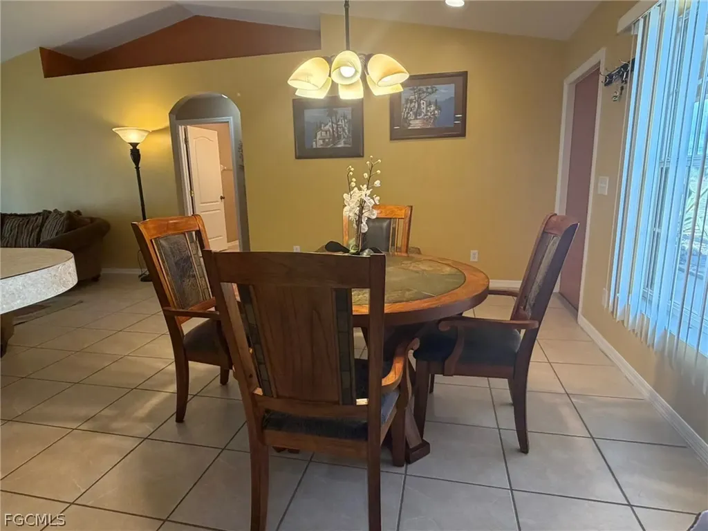 3732 NE 12th Place Cape Coral FL 33909