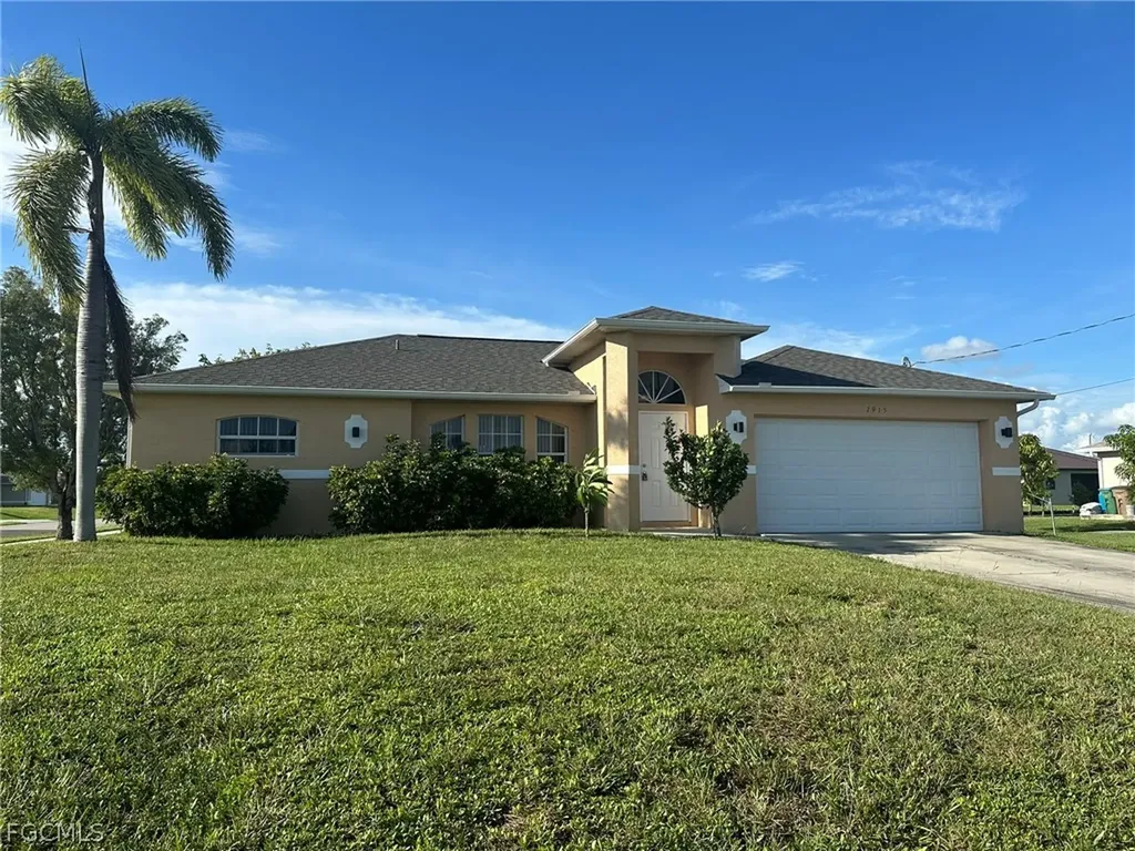 1915 SW 13th Street Cape Coral FL 33991