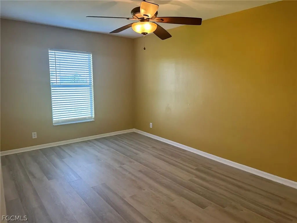 1915 SW 13th Street Cape Coral FL 33991