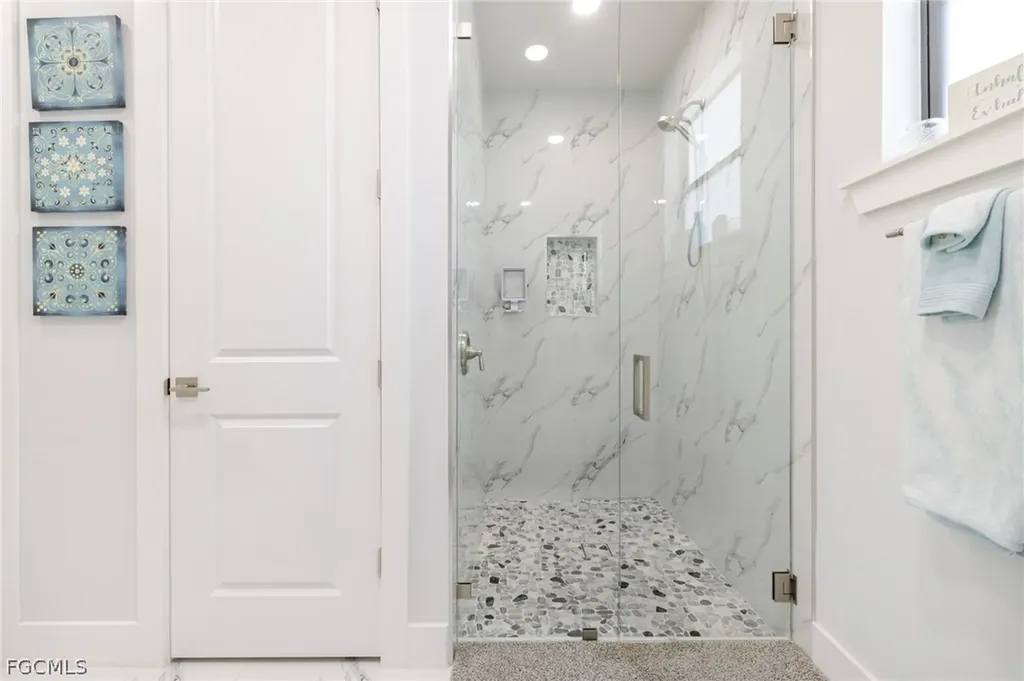 110 SW 21st Terrace Cape Coral FL 33991