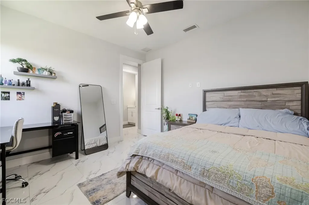 110 SW 21st Terrace Cape Coral FL 33991