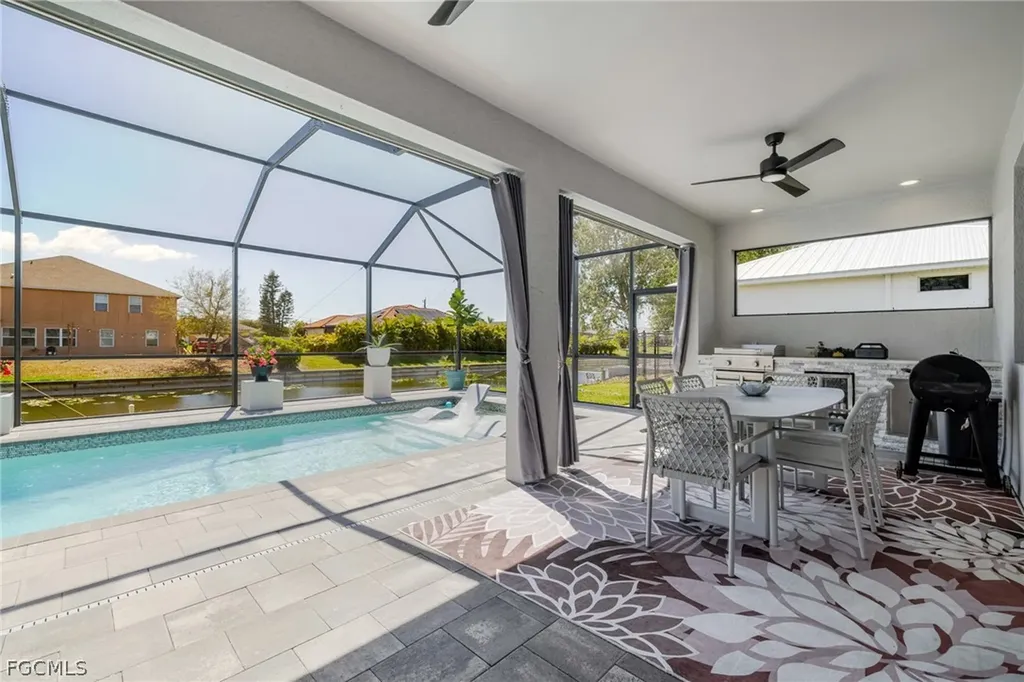 110 SW 21st Terrace Cape Coral FL 33991