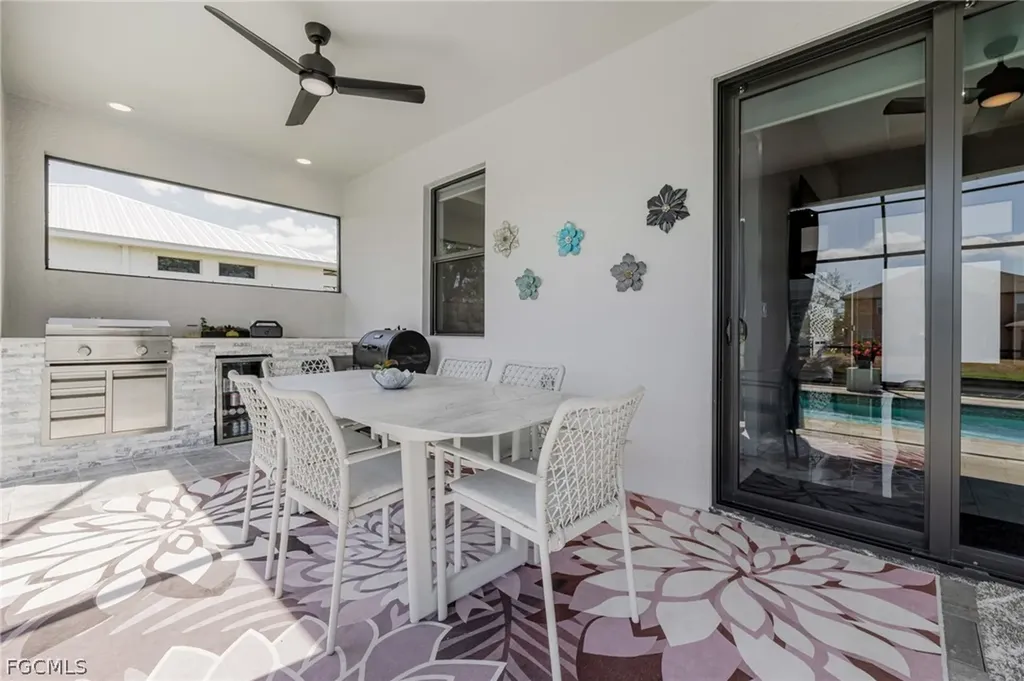 110 SW 21st Terrace Cape Coral FL 33991