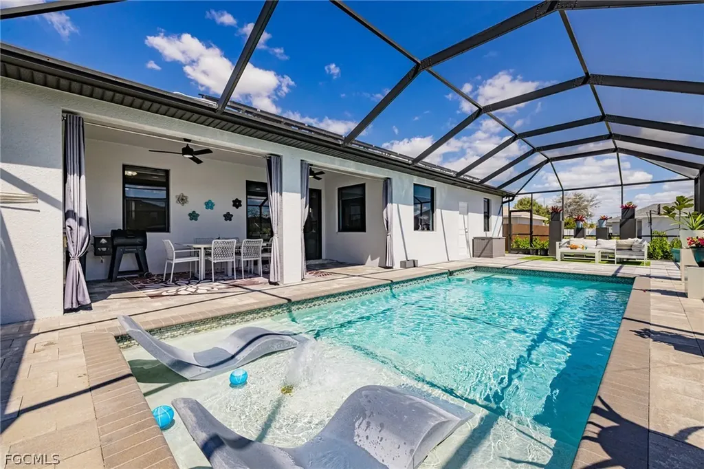 110 SW 21st Terrace Cape Coral FL 33991