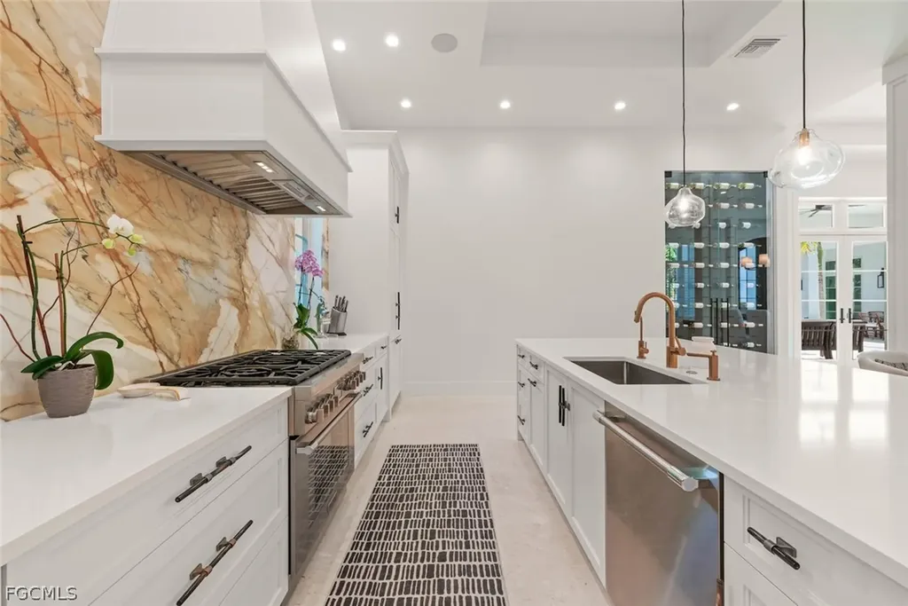 2297 Wulfert Road Sanibel FL 33957