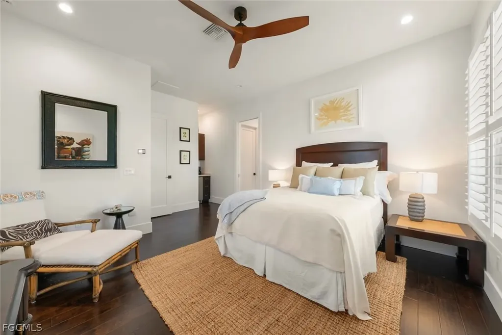 2297 Wulfert Road Sanibel FL 33957