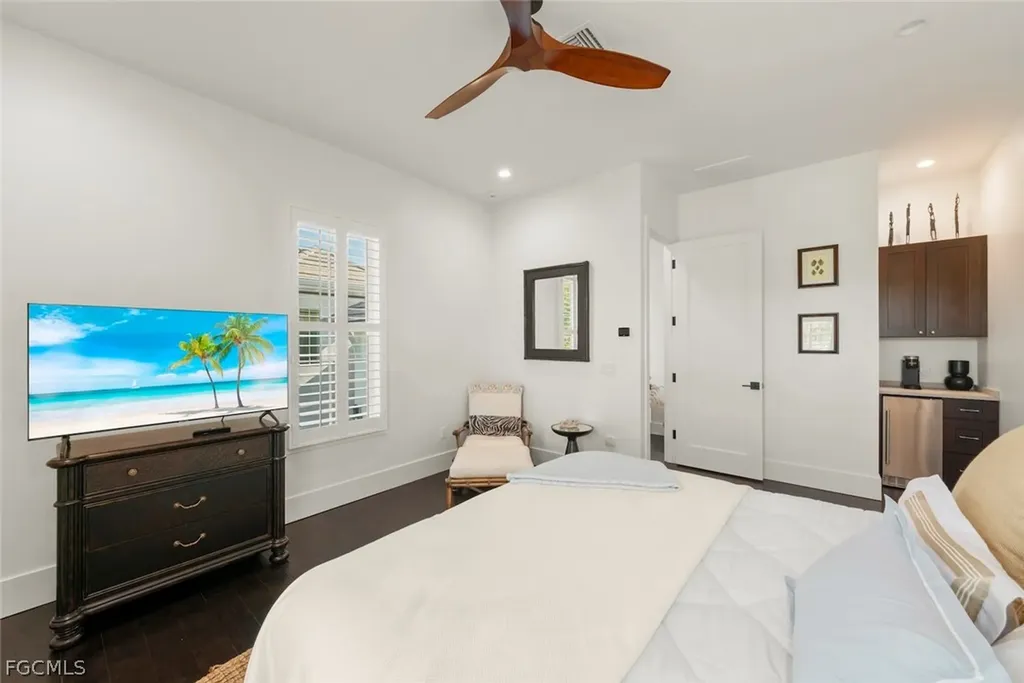 2297 Wulfert Road Sanibel FL 33957