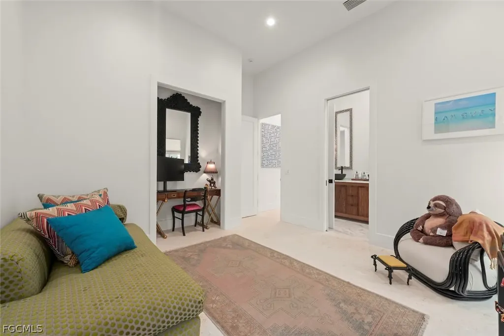 2297 Wulfert Road Sanibel FL 33957