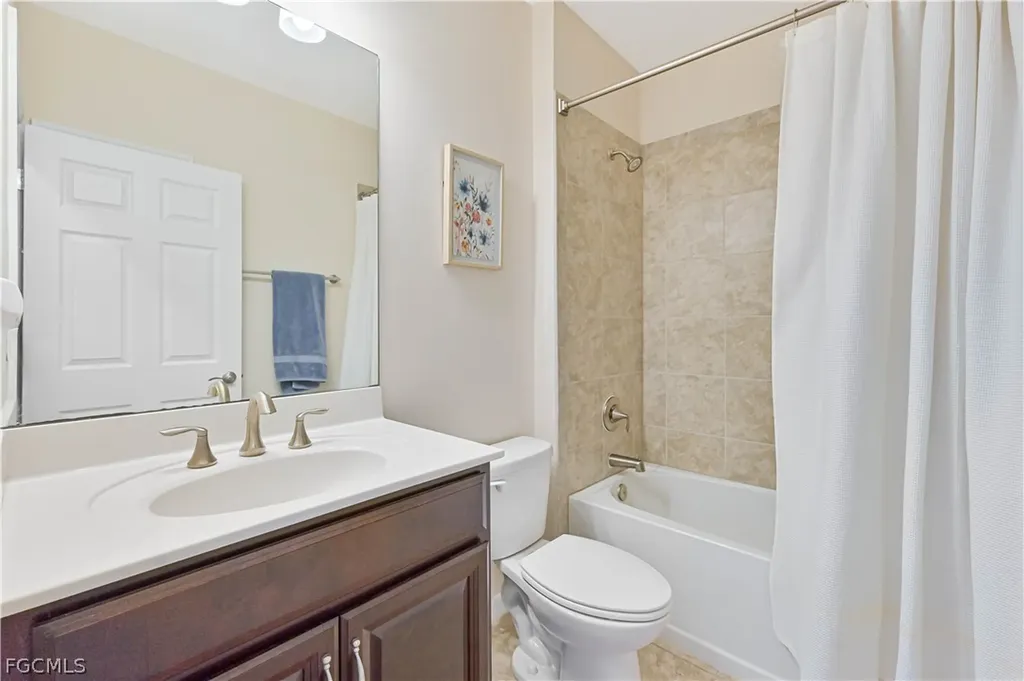 3275 Birchin Lane Fort Myers FL 33916