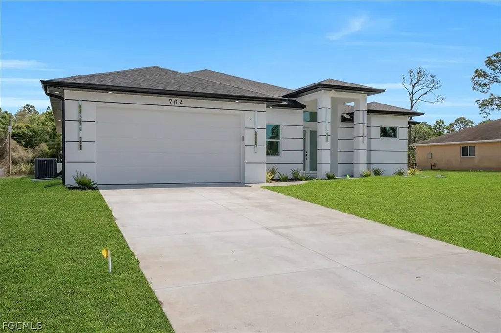 704 Clayton Avenue Lehigh Acres FL 33972