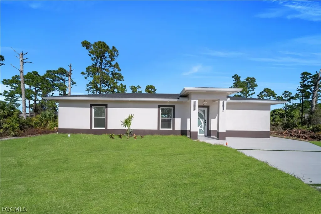 867 Chicago Street Lehigh Acres FL 33974