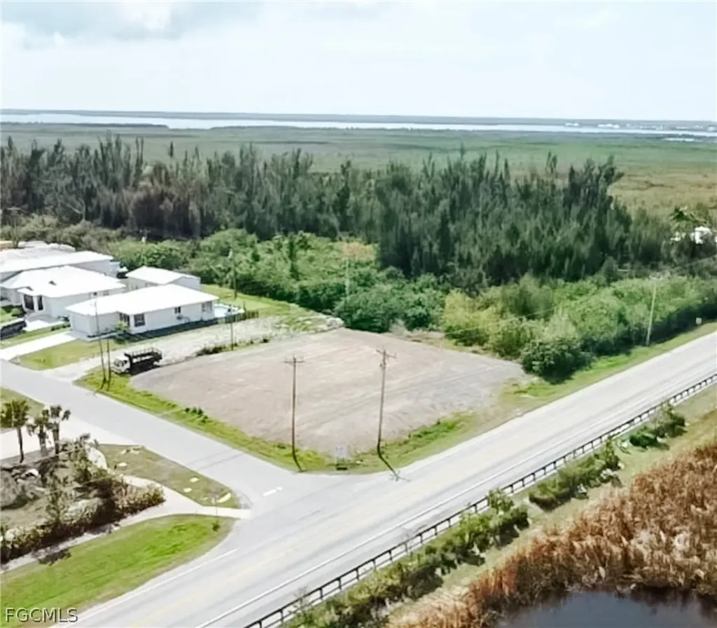 11981 Scallop Drive Cape Coral FL 33991