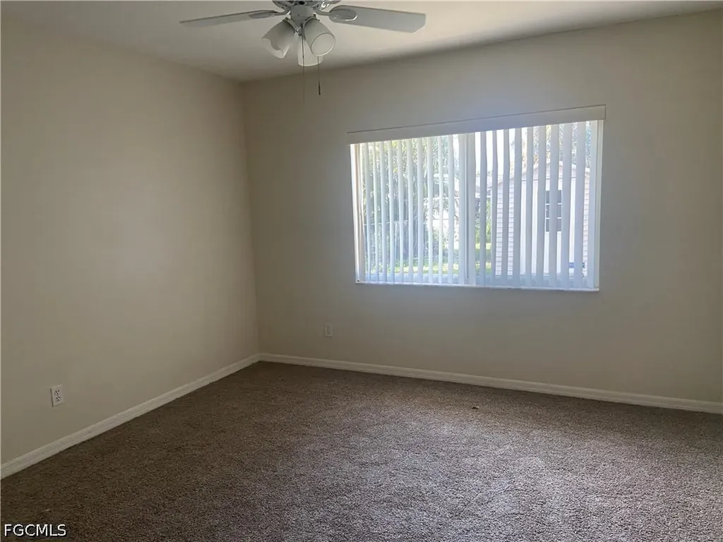 526 SE 2nd Street Cape Coral FL 33990